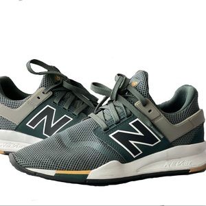 New Balance Men shoes